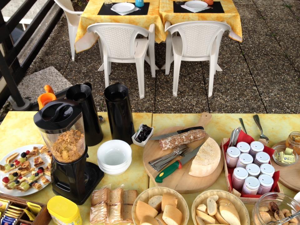 Fattoria Del Pino Bed & Breakfast ออร์ตาซันจูลิโอ ภายนอก รูปภาพ